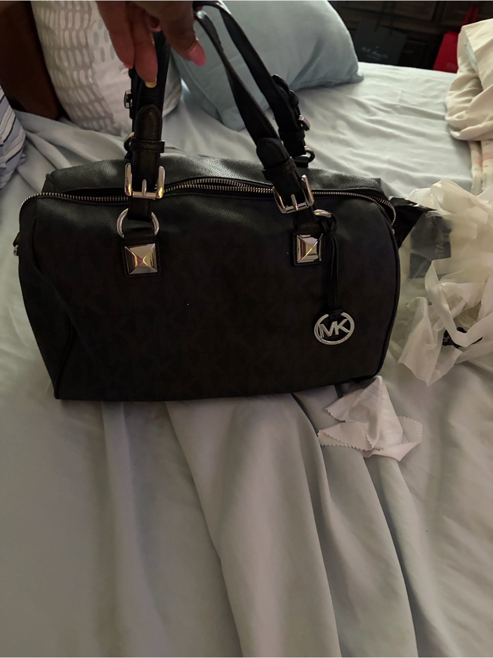 Michael Kors Black MK Signature Dome Satchel with Gold Hardware - Picture 7 of 16